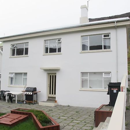 Gentlespace Guesthouse Ísafjörður Cameră foto